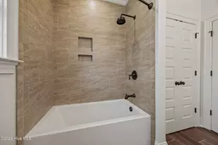 404 Donald Dr, Winterville, NC 28590 - Photo 17