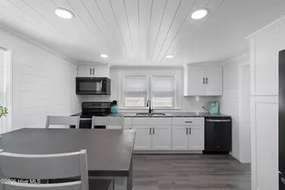 226 Ocean Boulevard E, Holden Beach, NC 28462 - Photo 25