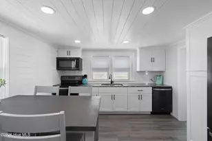 226 Ocean Blvd E, Holden Beach, NC 28462 - Photo 25
