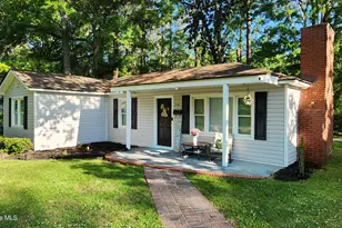 114 W Frink St, Whiteville, NC 28472 - Photo 1
