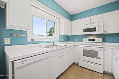 312 McGinnis Drive #312, Pine Knoll Shores, NC 28512 - Photo 15