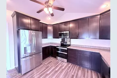 511 N B Street, Bridgeton, NC 28519 - Photo 13