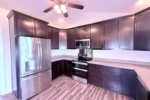 511 N B St, Bridgeton, NC 28519 - Photo 13
