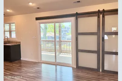 511 N B Street, Bridgeton, NC 28519 - Photo 9