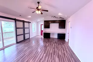 511 N B St, Bridgeton, NC 28519 - Photo 11