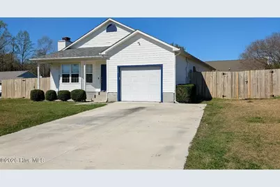 116 Eastgate Drive, Jacksonville, NC 28540 - Photo 3