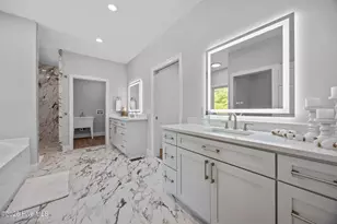 107 Devonshire Ave W, Seven Lakes, NC 27376 - Photo 17