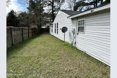 1003 Brynn Marr Road, Jacksonville, NC 28546 - Photo 21