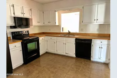 1003 Brynn Marr Road, Jacksonville, NC 28546 - Photo 7