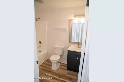 116 W Bayshore Boulevard, Jacksonville, NC 28540 - Photo 17