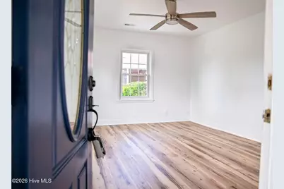 116 W Bayshore Boulevard, Jacksonville, NC 28540 - Photo 9