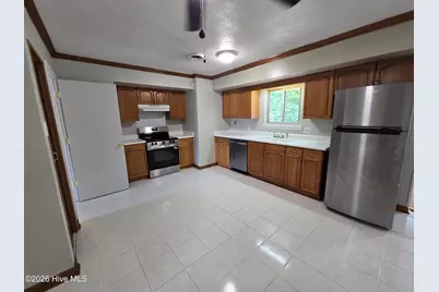 126 Tanglewood Drive, Jacksonville, NC 28540 - Photo 5