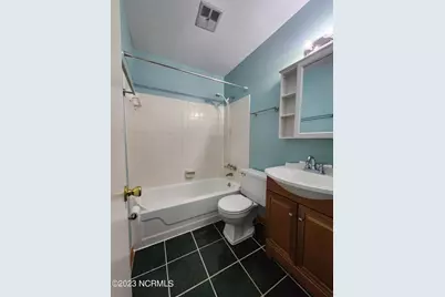 126 Tanglewood Drive, Jacksonville, NC 28540 - Photo 17