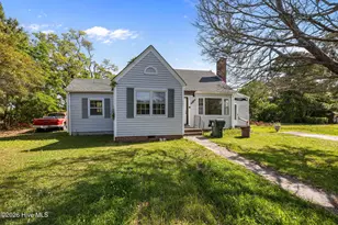 111 Chestnut Dr, Beaufort, NC 28516 - Photo 35