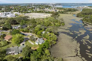 111 Chestnut Dr, Beaufort, NC 28516 - Photo 25