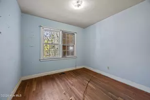 111 Chestnut Dr, Beaufort, NC 28516 - Photo 11