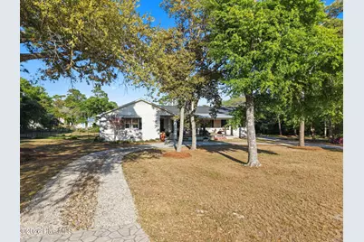 1745 Holly Street SW, Ocean Isle Beach, NC 28469 - Photo 7