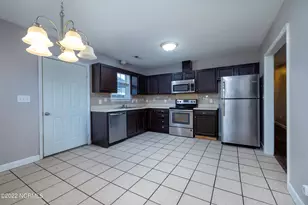 129 Sanders St, Jacksonville, NC 28540 - Photo 5