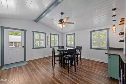 513 Broad Street, Oriental, NC 28571 - Photo 17