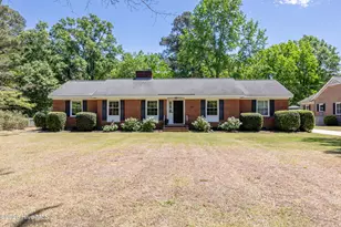 224 S Hillcrest Dr, Goldsboro, NC 27534 - Photo 1