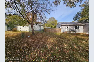 16 White Oak Street, Jacksonville, NC 28540 - Photo 11