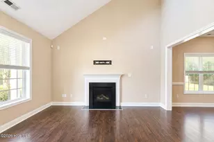 417 Harlequin Ct, Sneads Ferry, NC 28460 - Photo 5