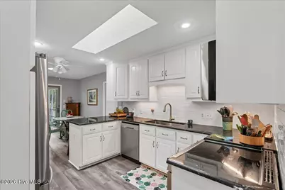 111 Sherwood Road, Seven Lakes, NC 27376 - Photo 5