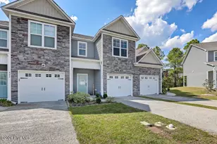 424 Guppy Loop Rd, Sneads Ferry, NC 28460 - Photo 3