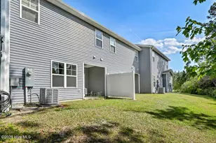 424 Guppy Loop Rd, Sneads Ferry, NC 28460 - Photo 29