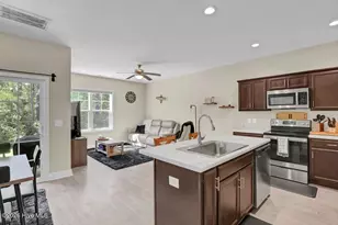 424 Guppy Loop Rd, Sneads Ferry, NC 28460 - Photo 5