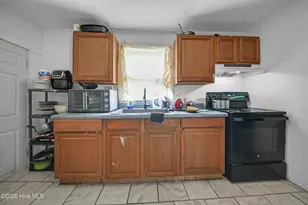207 Bell St, Elizabeth City, NC 27909 - Photo 9