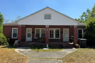 322 High St, Hamlet, NC 28345 - Photo 1