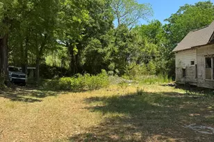 218 Spring St, Hamlet, NC 28345 - Photo 1