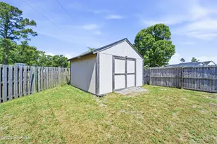 304 Rowland Ct, Richlands, NC 28574 - Photo 19