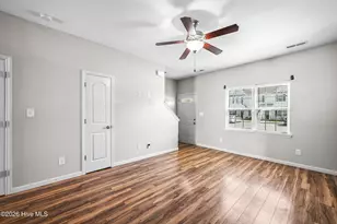 525 Oyster Rock Ln, Sneads Ferry, NC 28460 - Photo 5