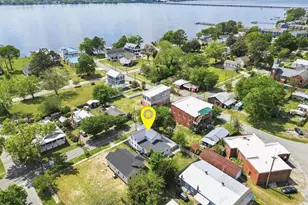 406 N B St, Bridgeton, NC 28519 - Photo 75