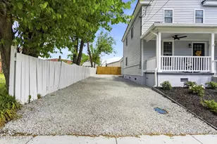 406 N B St, Bridgeton, NC 28519 - Photo 9