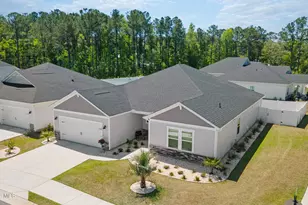 653 NW Blackthorne Circle NW, Calabash, NC 28467 - Photo 3