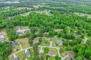 411 Candlewood Dr, Jacksonville, NC 28540 - Photo 65