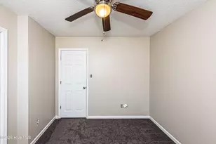 411 Candlewood Dr, Jacksonville, NC 28540 - Photo 45