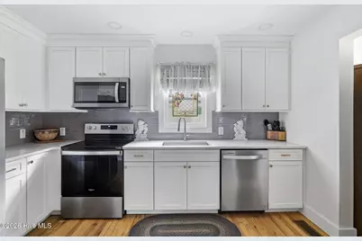465 N Leak Street, Southern Pines, NC 28387 - Photo 5
