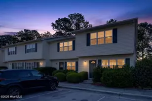 41 Pirates Cove Dr, Swansboro, NC 28584 - Photo 3