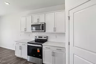 190 Charlies Bnd Wy, Spring Lake, NC 28390 - Photo 15
