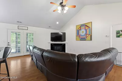 382 Carolina Pines Boulevard, New Bern, NC 28560 - Photo 5