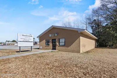 204 E Bayshore Boulevard, Jacksonville, NC 28540 - Photo 3