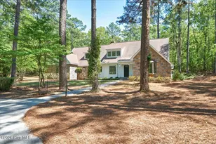 141 Bridgewater Dr, Southern Pines, NC 28387 - Photo 9