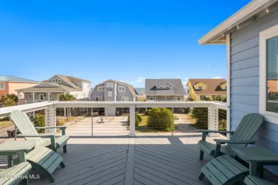 598 Ocean Boulevard W, Holden Beach, NC 28462 - Photo 5