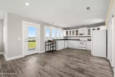 598 Ocean Boulevard W, Holden Beach, NC 28462 - Photo 15
