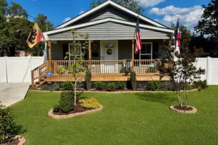 216 Jones St, New Bern, NC 28562 - Photo 1