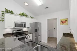 657 Grey Squirrel Dr, Wilmington, NC 28409 - Photo 13